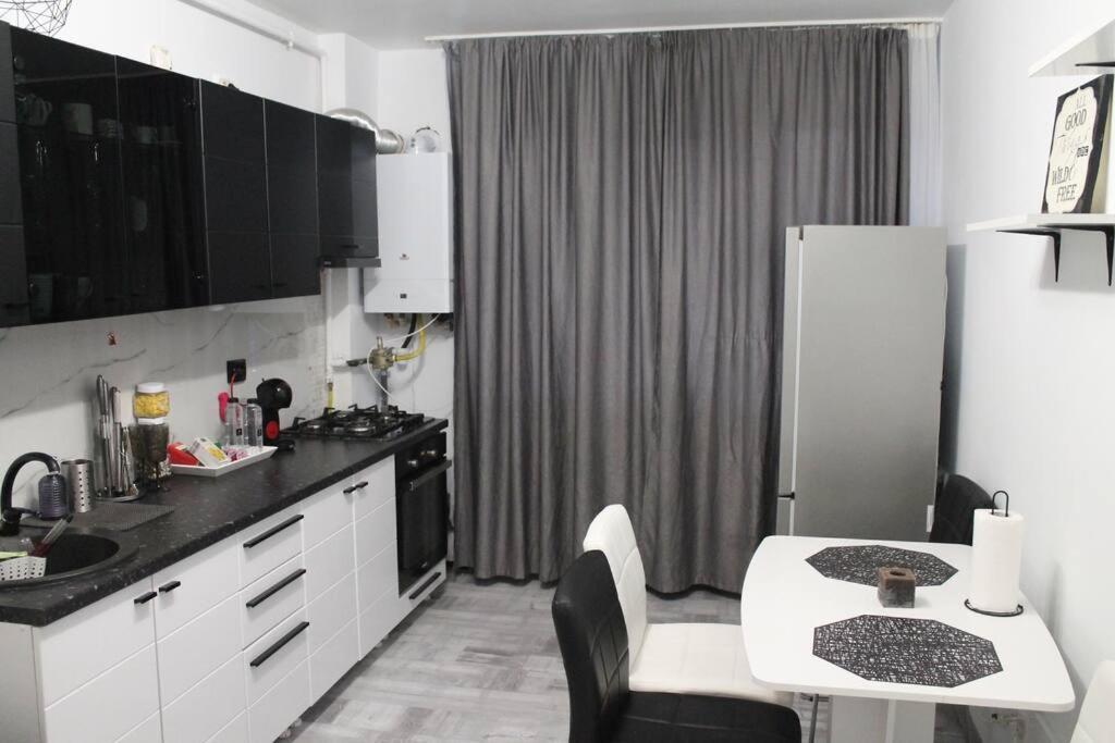 Yua'Shomes-Bussiness And Travel Apartment Клуж-Напока Екстер'єр фото